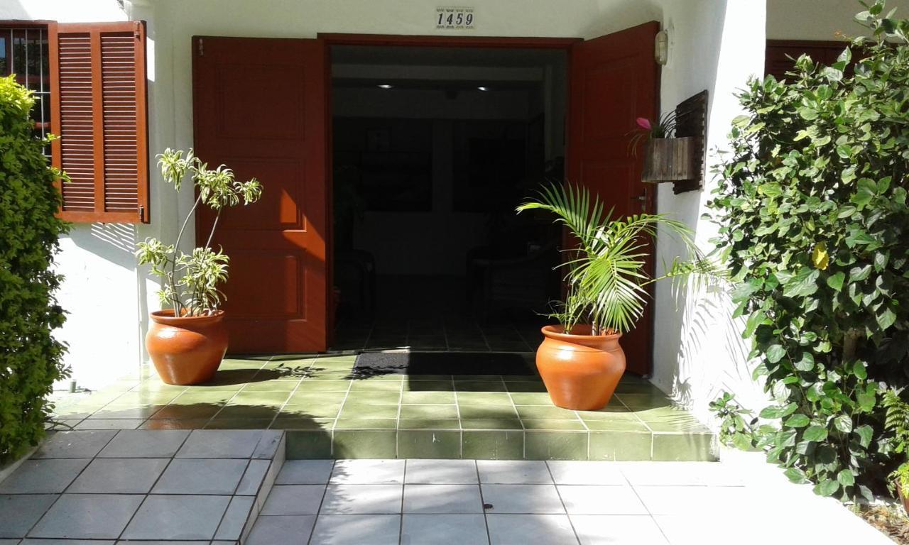 Residencial Hostal Blanco Florianopolis Exterior photo